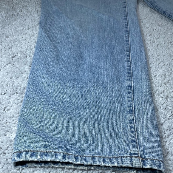 Venezia Jeans Womens 18 Casual Light Wash Denim Easy Fit - Picture 3 of 4